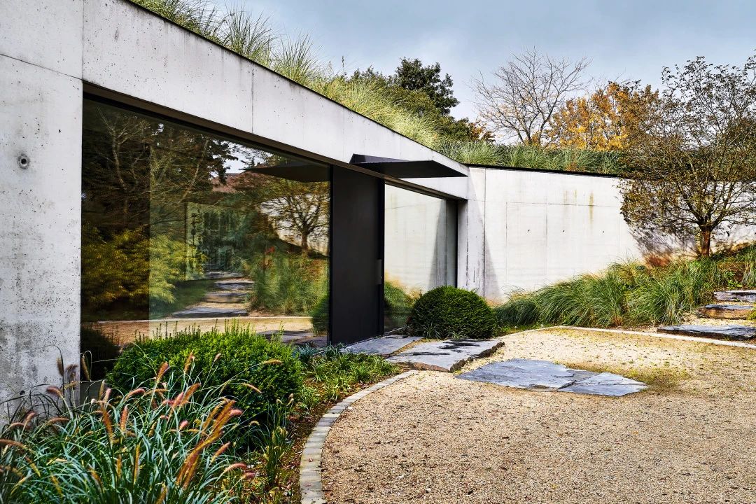 布鲁塞尔现代风格花园小屋丨保加利亚鲁塞丨Bruno Erpicum 建筑工作室-4