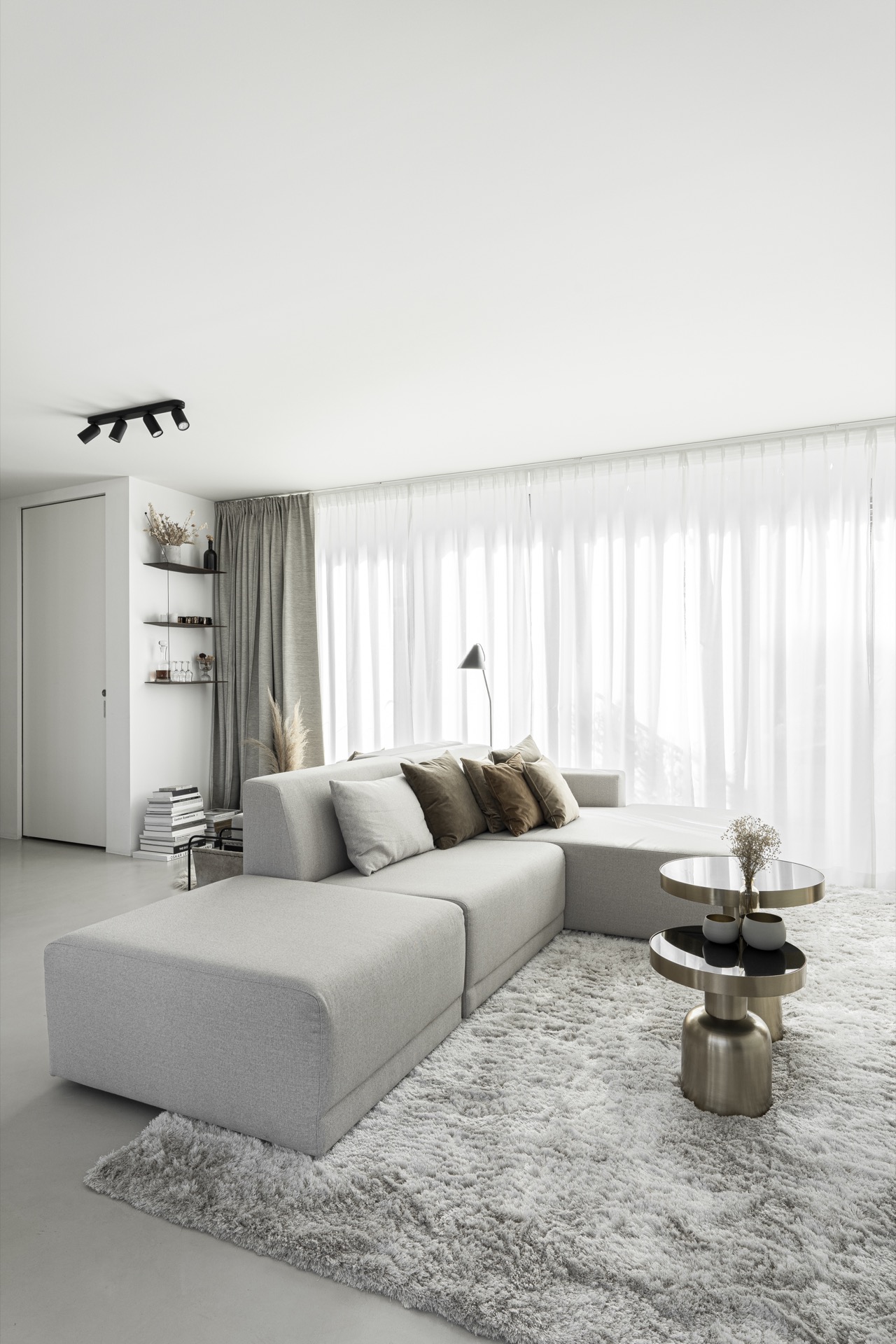 Nō. 00 Lichtrijk appartement met bleke tinten-2