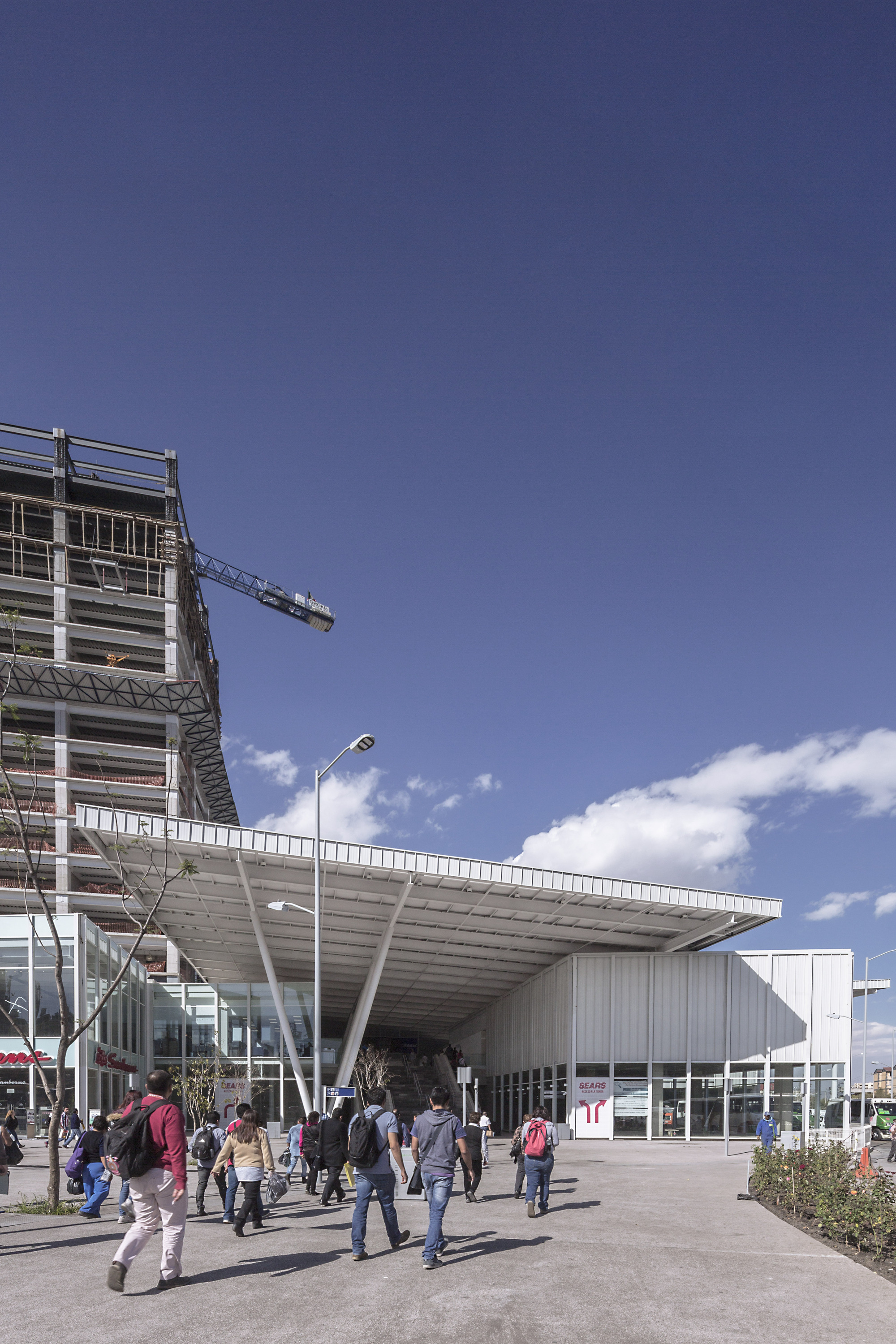 墨西哥城 Cuatro Caminos TOD 项目 | 公交枢纽与商业综合体的创新设计-16