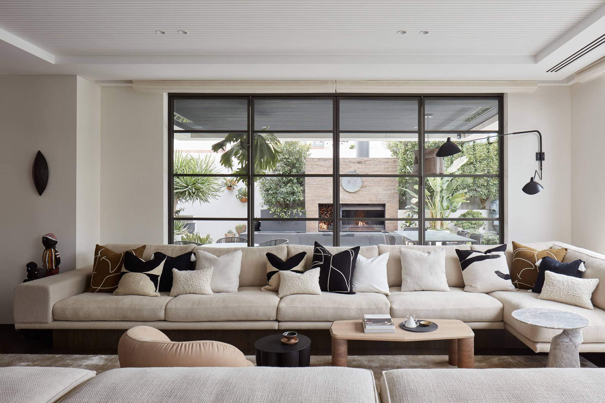 澳大利亚优雅度假风现代住宅设计-1