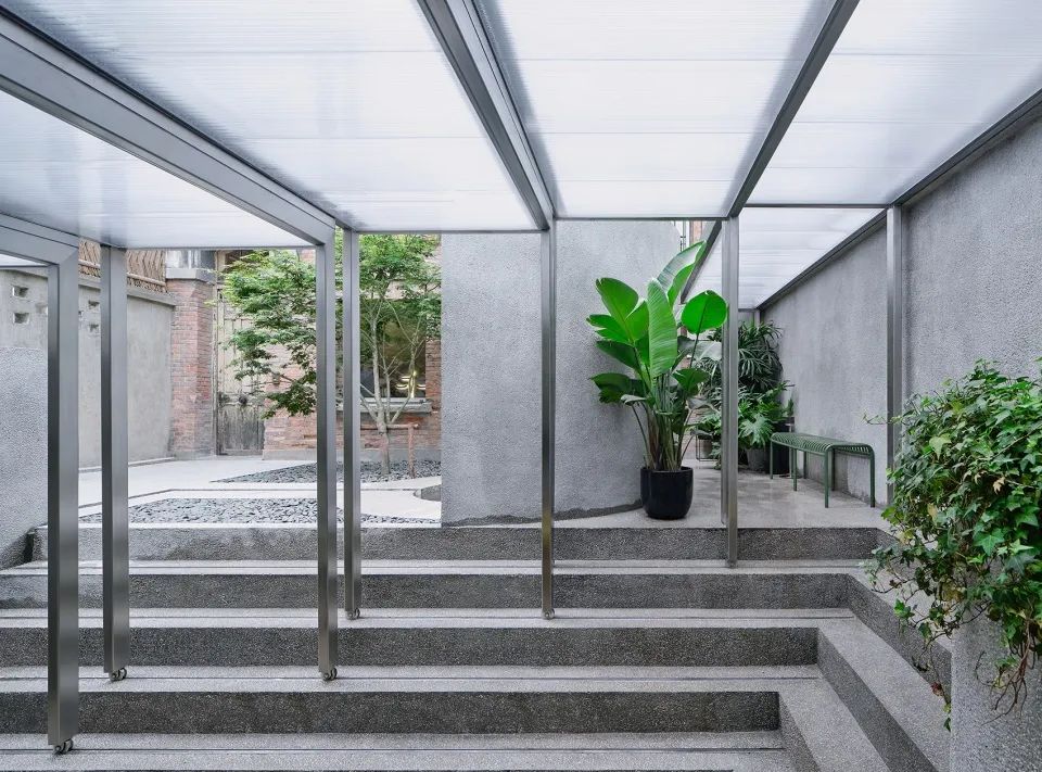 轮回之韵 | KARMA 办公楼改造设计,历史与创新的完美融合-25