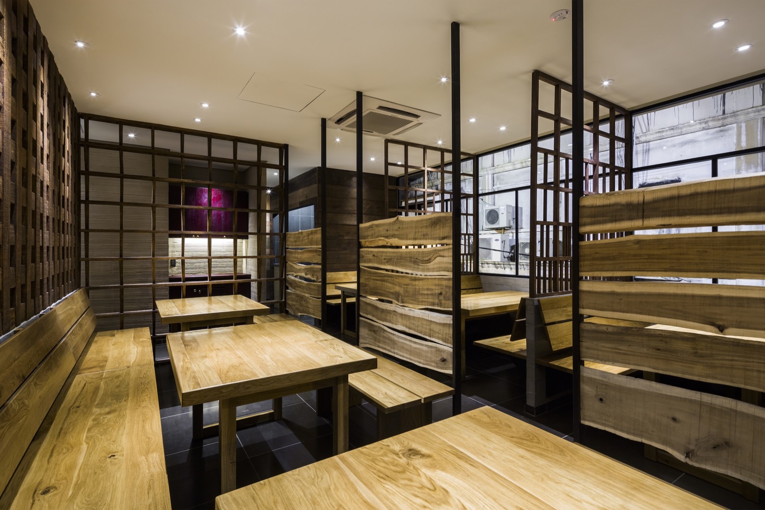 喧嚣中的宁静空间——越南胡志明市“Syunkato Soba”餐厅设计-58