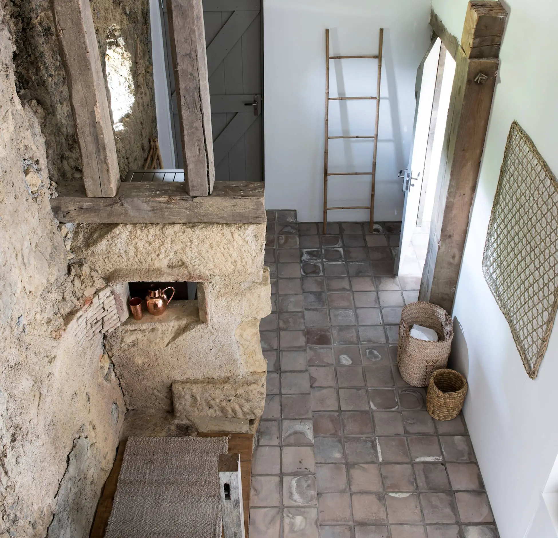 荷兰设计师打造南法古宅的现代魅力-13