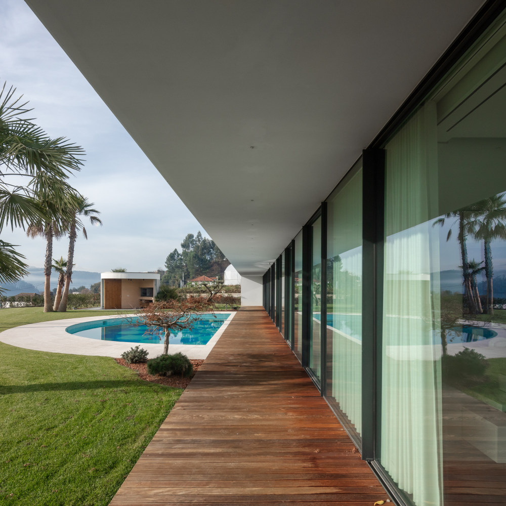 葡萄牙 Arouca 住宅 | 融入自然的"天眼"建筑-37