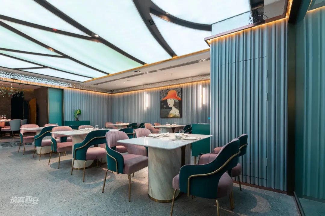 圣音乐餐厅 | 梦幻海洋风,打造大学生心中的琉璃乐园-39