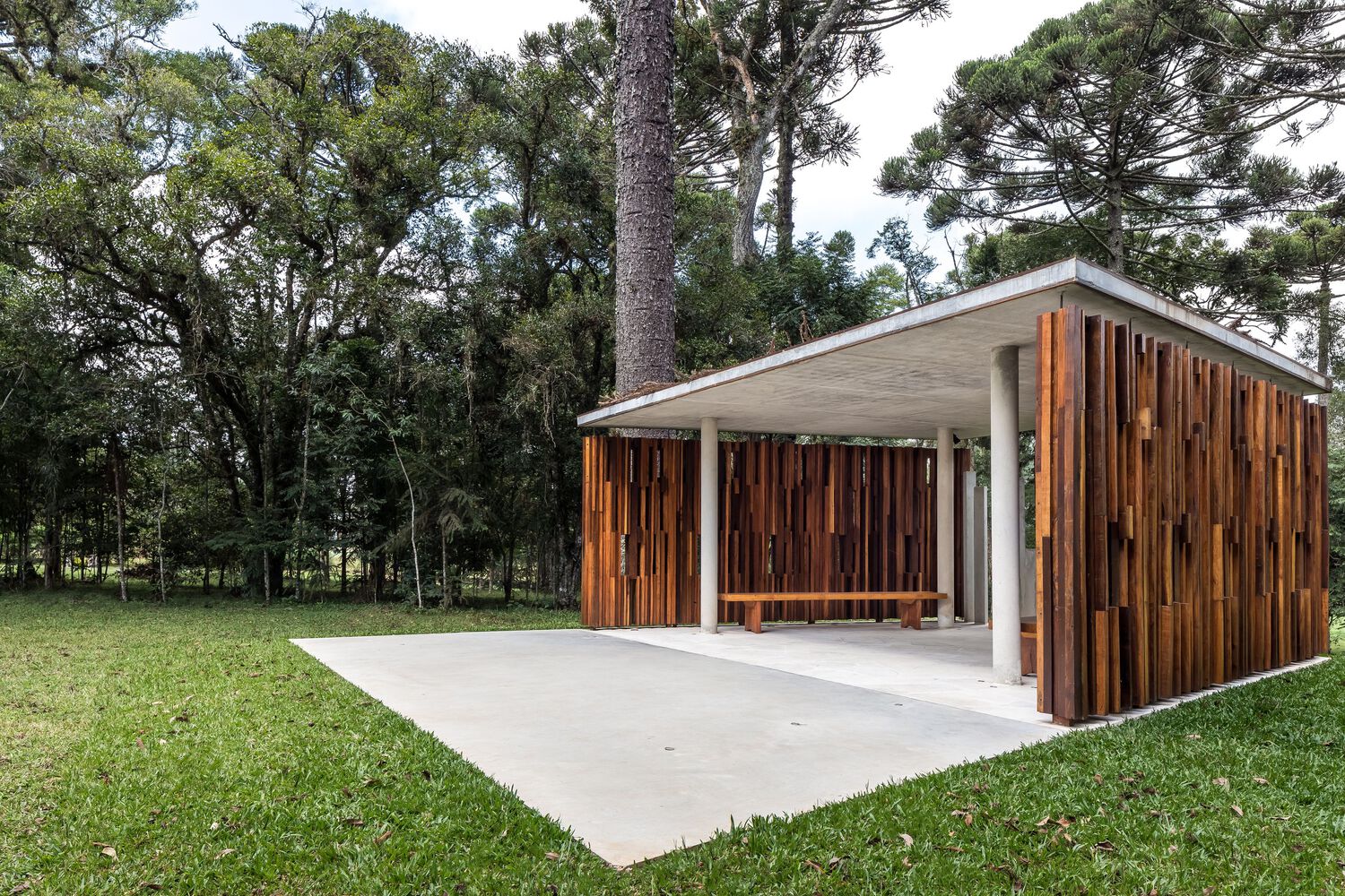 巴西玛丽亚卡塔琳娜教堂丨Canalli Arquitetura-17