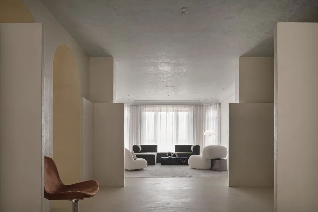 鄂尔多斯绿洲 · 自由环形动线串联生活区域丨中国鄂尔多斯丨尔我空间设计研究室-14