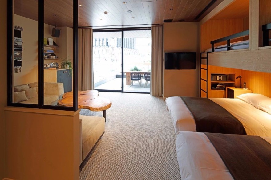 这个LOFT酒店装潢简单 / 住一晚却要6000块-80