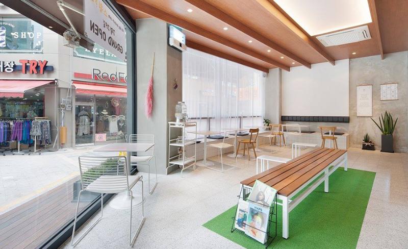 温馨舒适，30 坪咖啡厅的简约设计-4