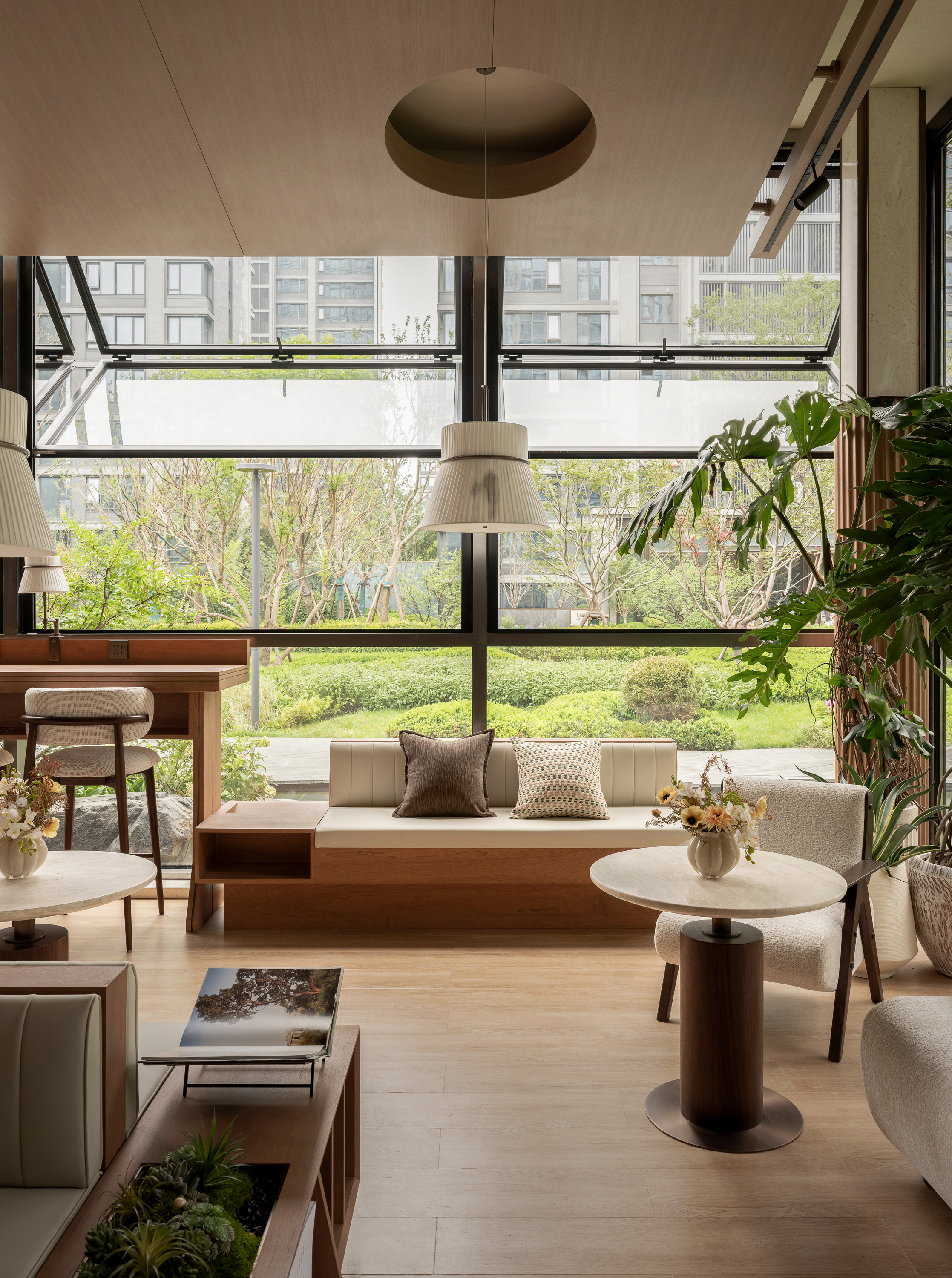 叶语书喃:绿光深处的相聚与独白丨中国北京丨无隅制造-23