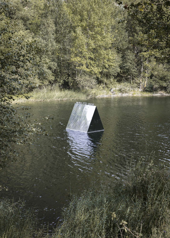 瓦利斯三年展

注：Triennale常见指三年展，Valis不太明确其具体含义，如果它是特定人名、地名、品牌名等，需结合具体背景确定更合适的译法，这里暂按字面音译处理 丨瑞士-24