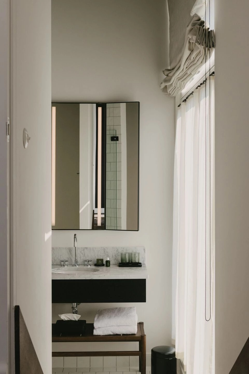 August 酒店 / Vincent Van Duysen-65