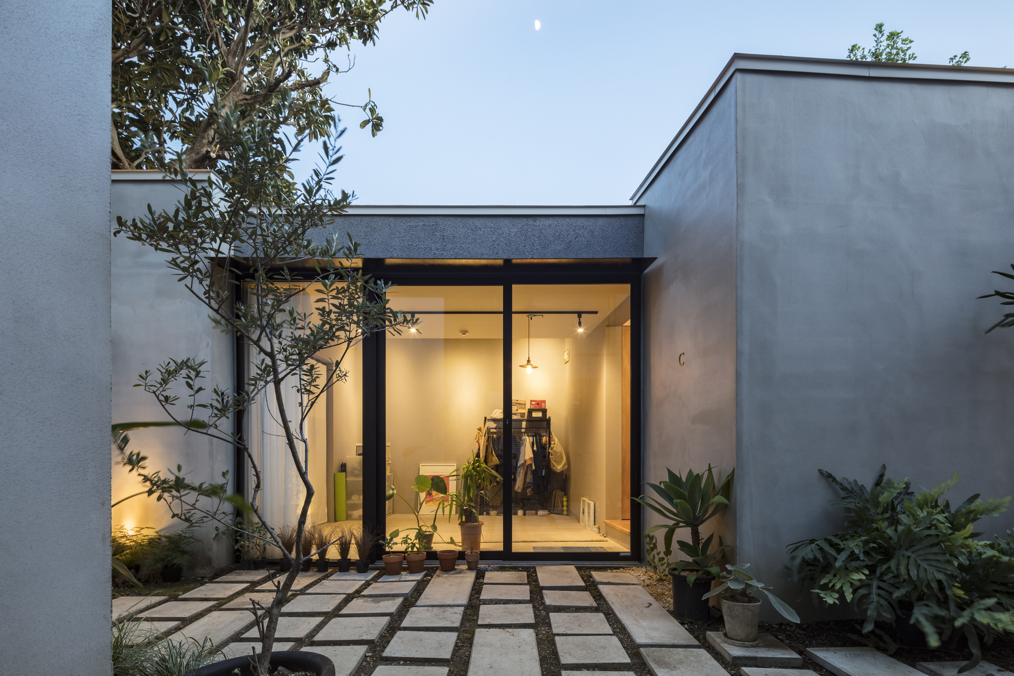 折叠屏风排屋丨日本东京丨DOG-25