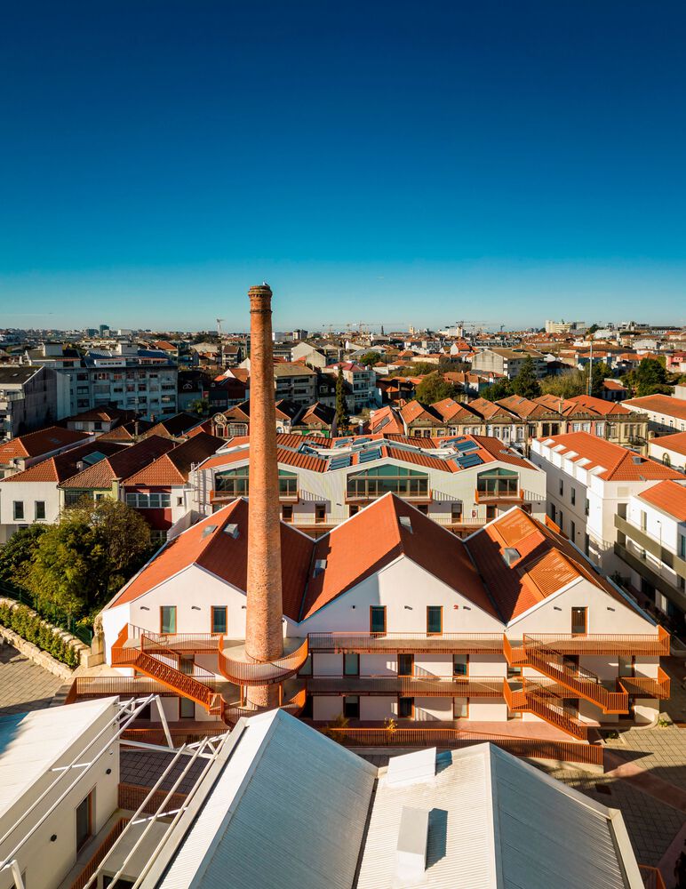 葡萄牙 António Granjo 混合用途综合建筑丨碎片-13