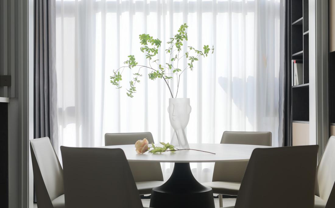 玄关景窗引视线,客餐吧台巧分割-15