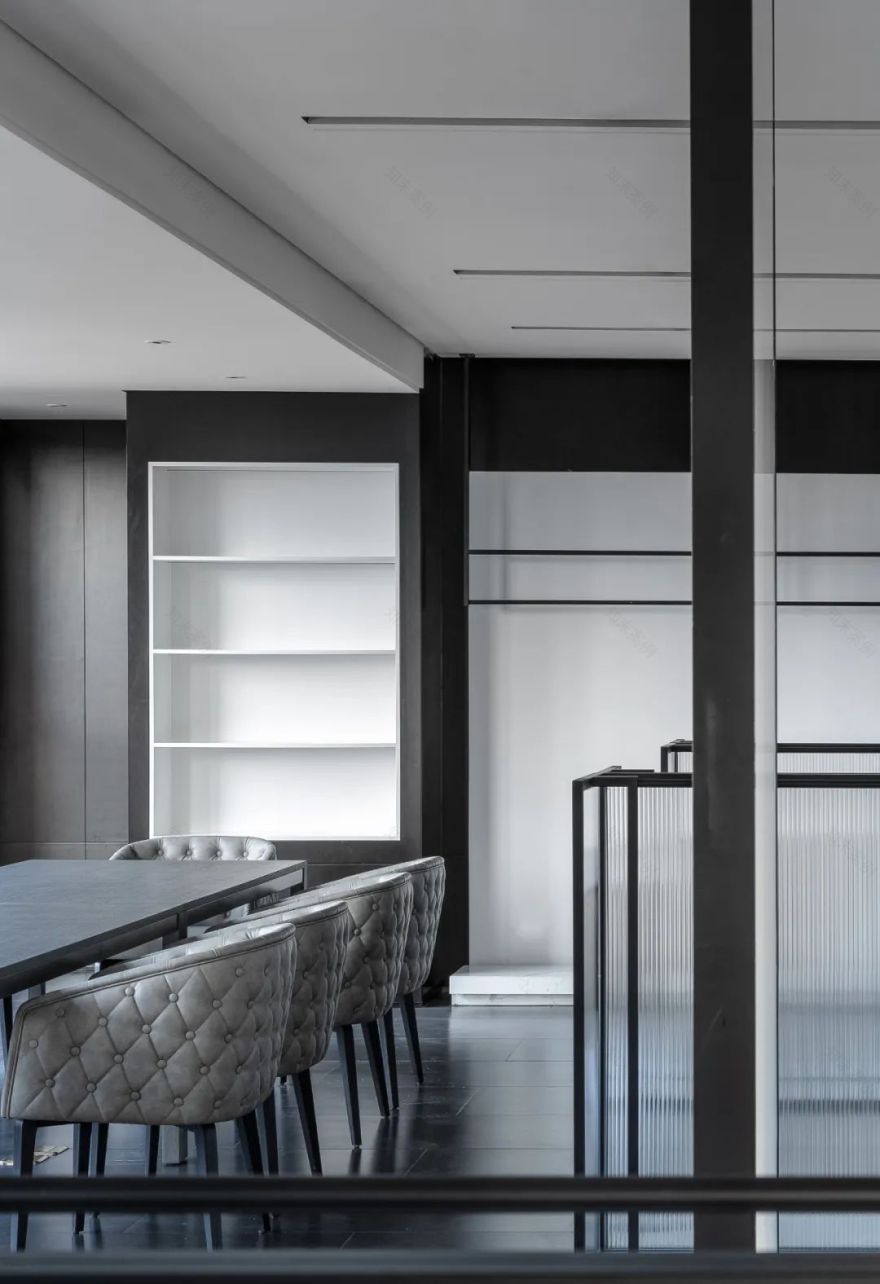 绍兴万里进出口办公空间 | 黑与白的隐喻世界-37