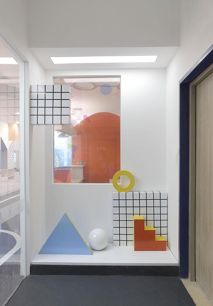 斑马线儿童理发品牌终端空间设计-16