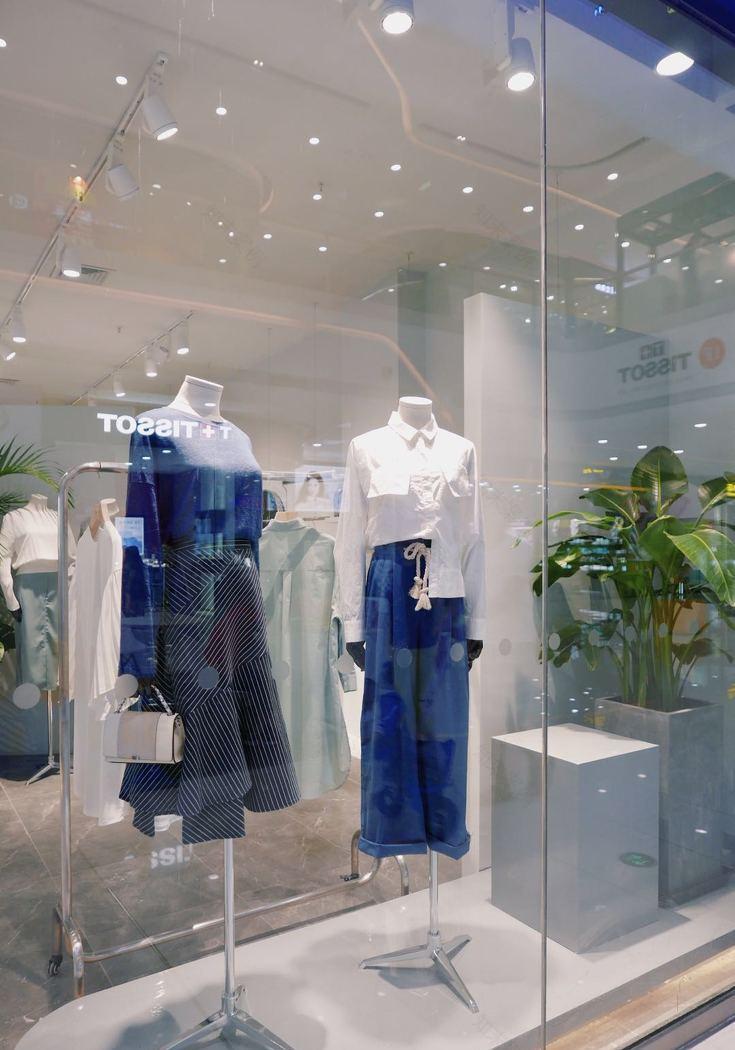 绿植环绕,功能分区,打造愉悦购物体验-16