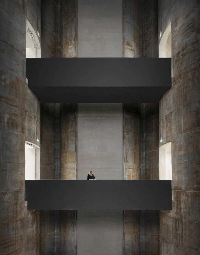 赫尔佐格与德梅隆 建筑是时代的镜子_20240329-11