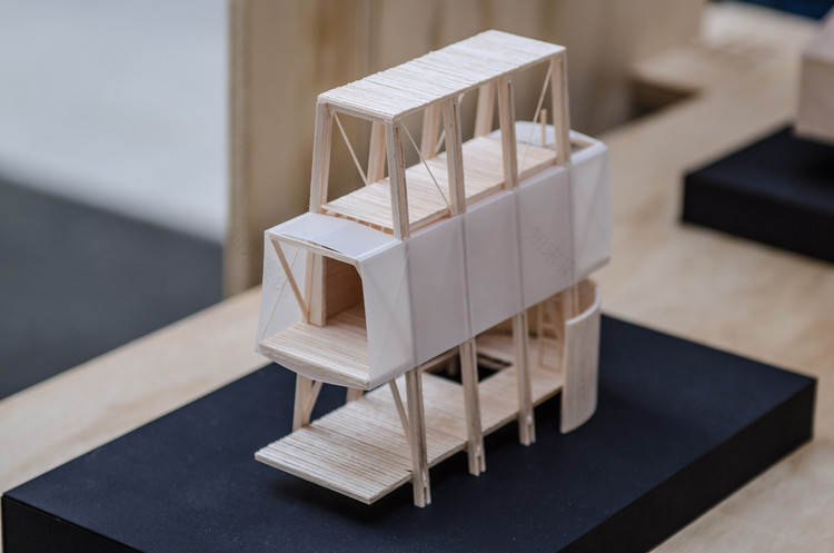 'Arquitectura y Madera'展览丨智利丨圣塞瓦斯蒂安大学建筑学院-14