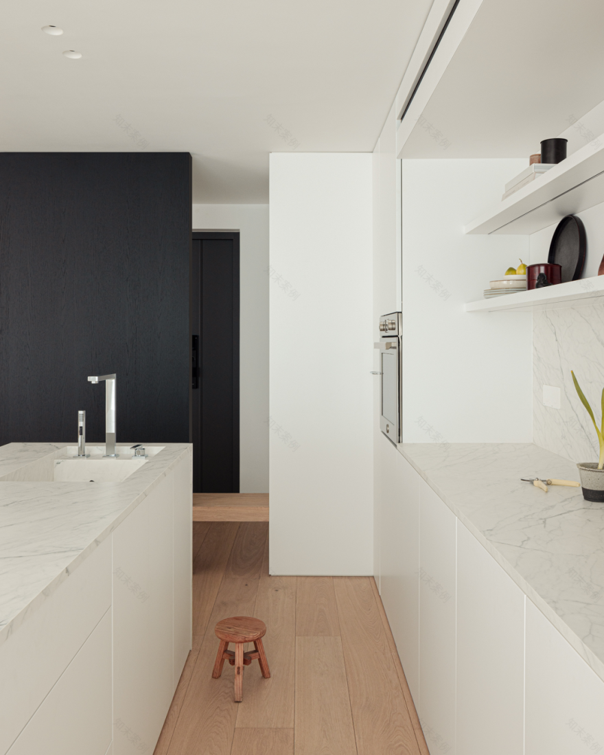 顶层复式,生活的归序丨中国郑州丨MOOI TIMELESS建筑室内设计事务所-10