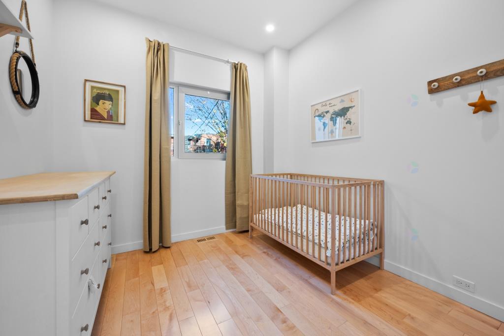 蒙特利尔高原皇家中心带泳池豪宅丨加拿大蒙特利尔-21