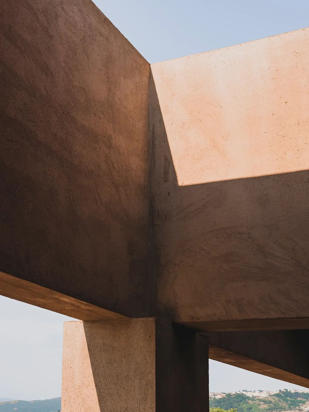 MORQ 建筑事务所打造简约纯粹的意大利海滨别墅-36