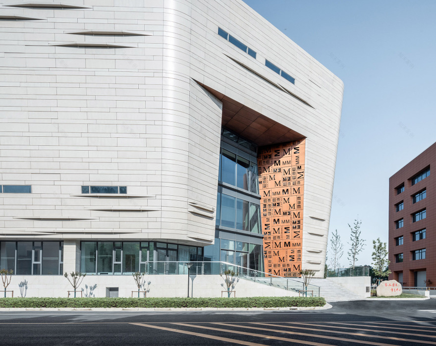 上海工程技术大学松江校区第二信息中心丨中国上海丨同济大学建筑设计研究院(集团)有限公司-20