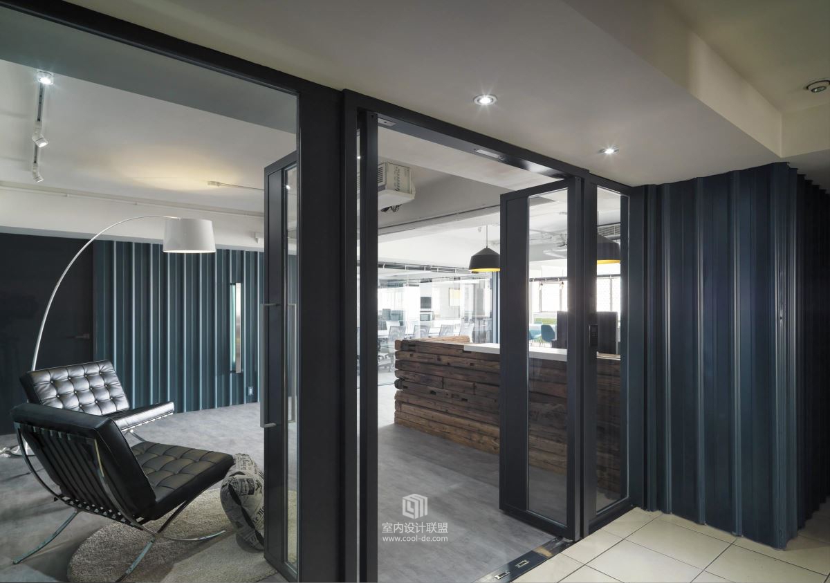 方构制作——55坪 Loft風办公空间-3