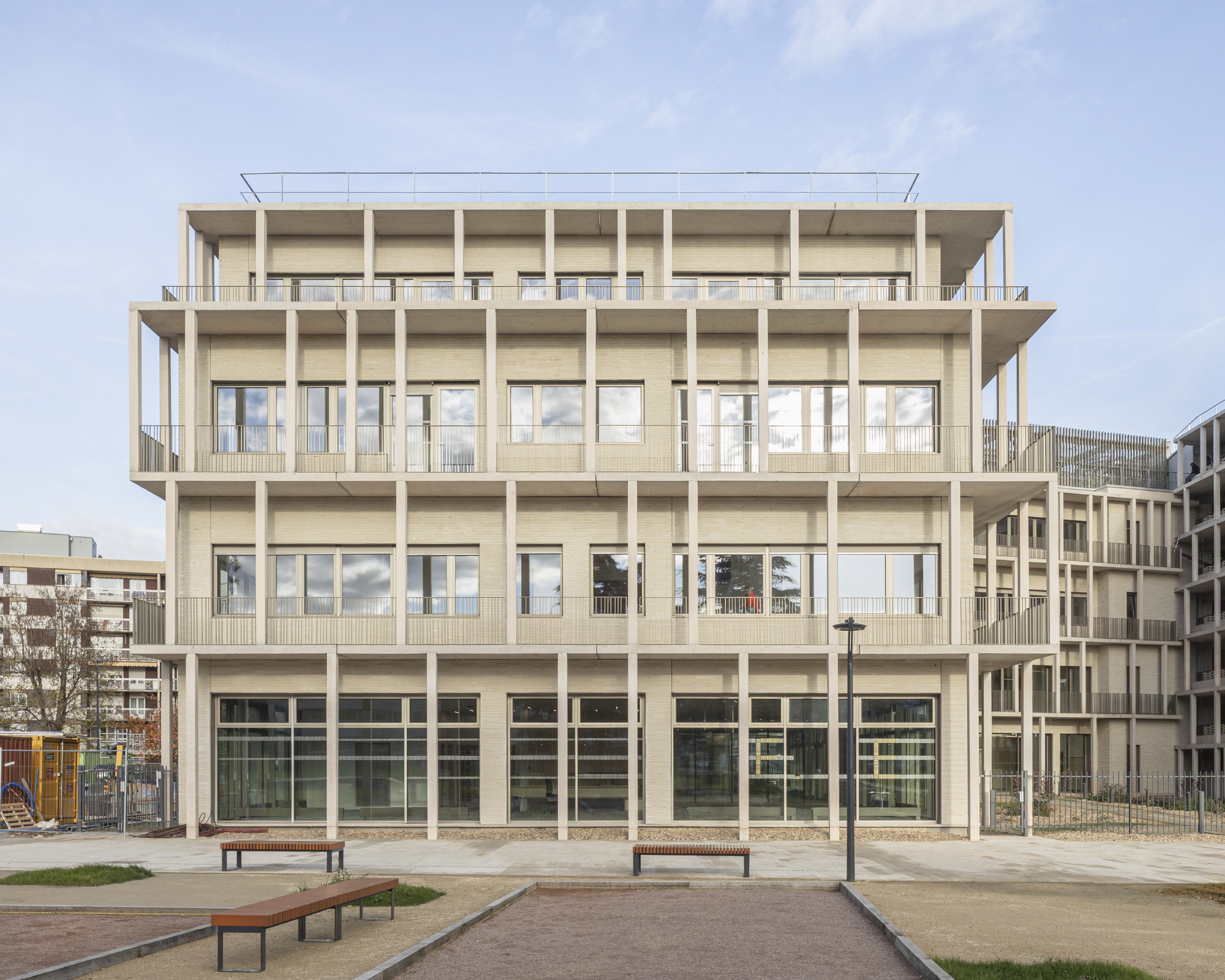 Paramedical Training Institute and Parking Structure / VIB Architecture-41