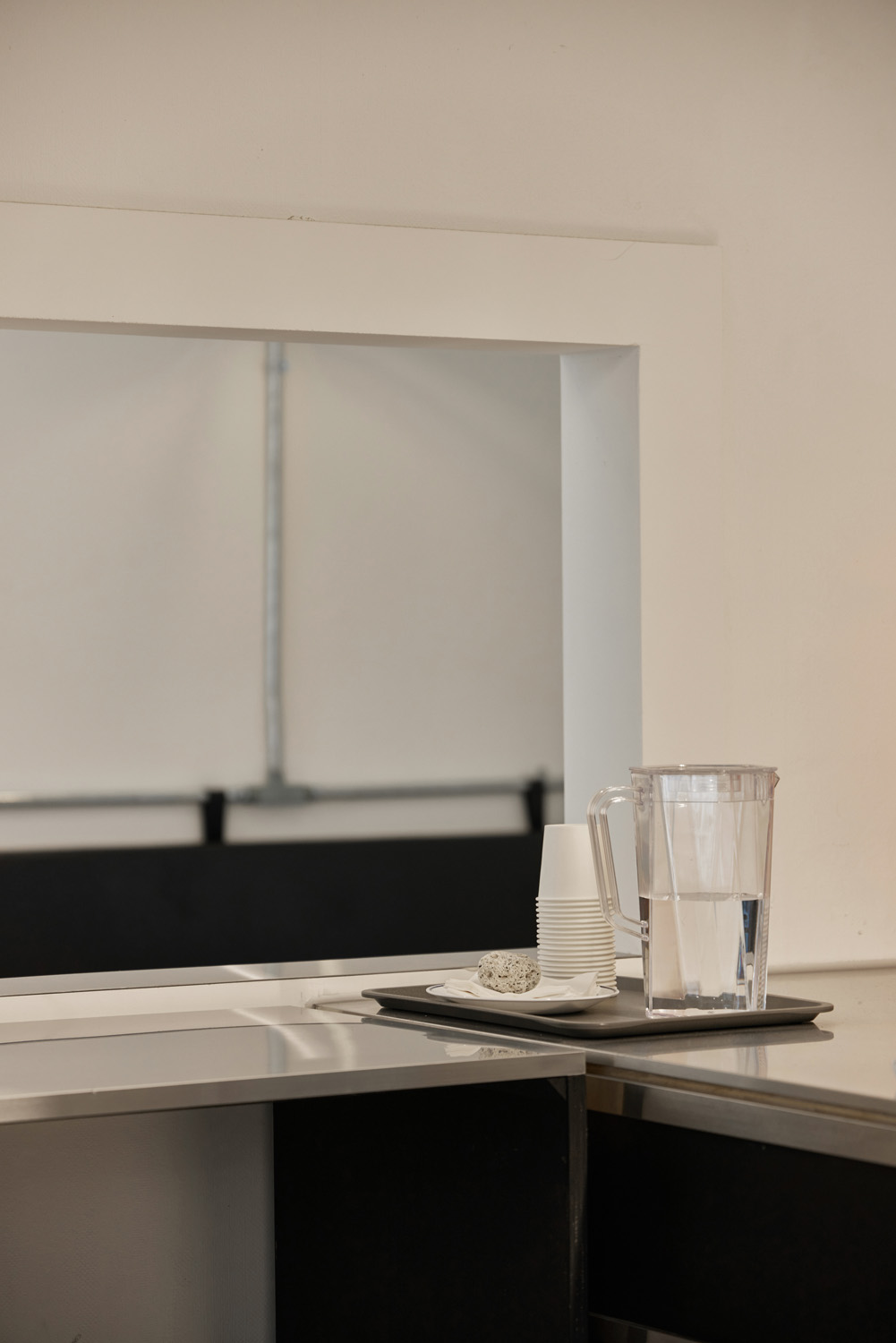 诺尔咖啡 | 极简主义的室内设计之美-22