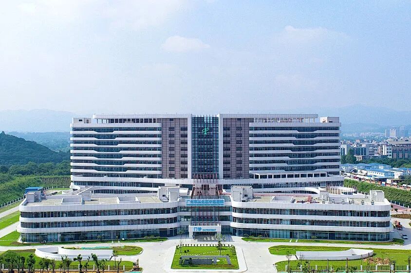 筑牢生态医疗屏障！中建八局广州从化中医医院新院区项目交付投运-9