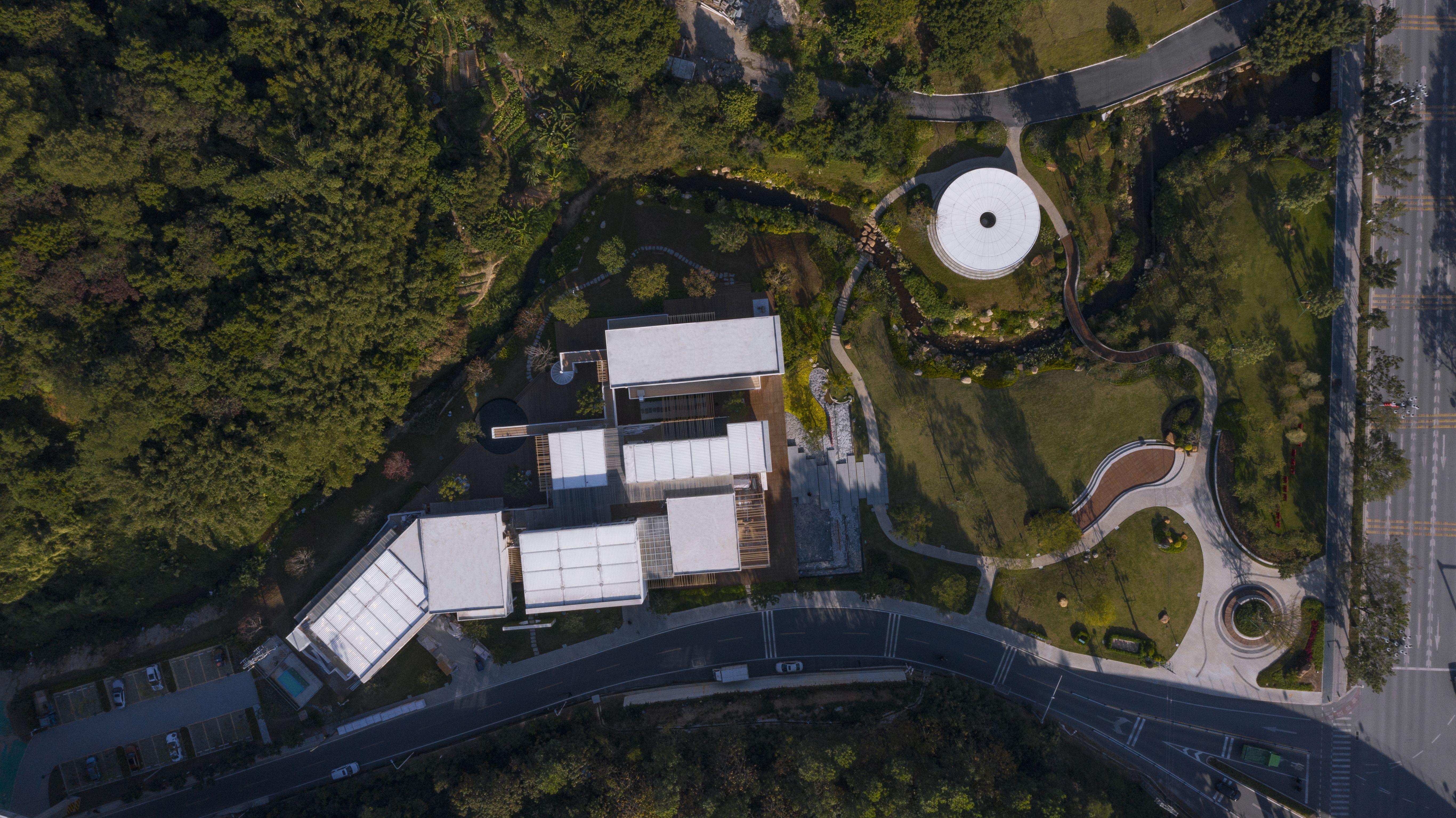 多层面的“轻”：黄麻乡村振兴工作站与乡村会客厅 / 三文建筑 -5