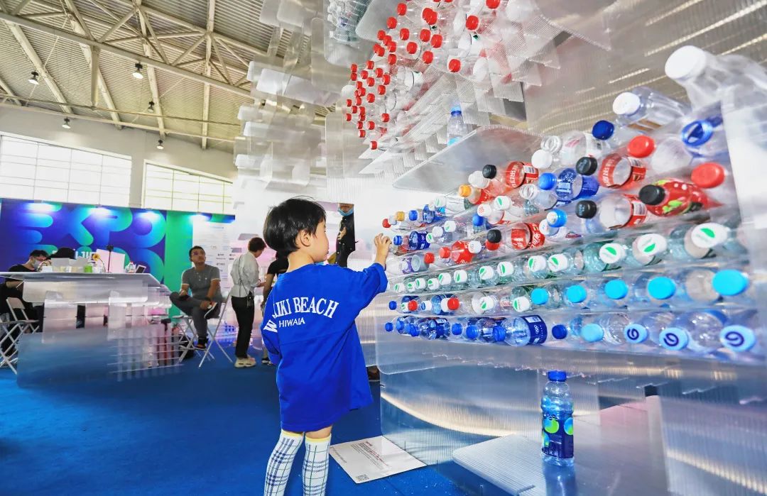 北京“塑料之家” | 环保互动艺术装置-58