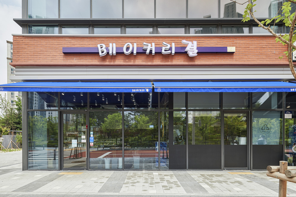 24 平米现代简约风烘焙店，诠释小空间大设计-2