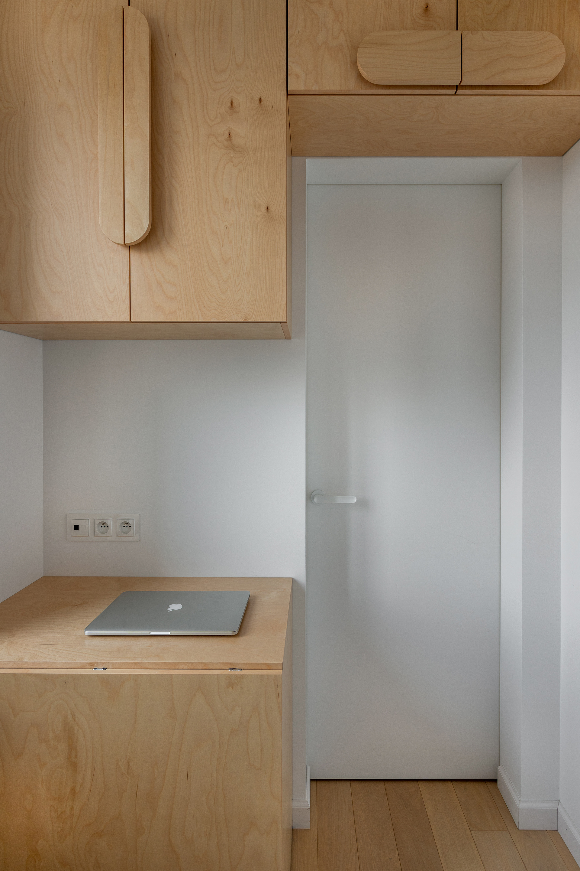 明亮的室内环境丨白俄罗斯明斯克丨Roman Mohammad,Alexey Korablev-47