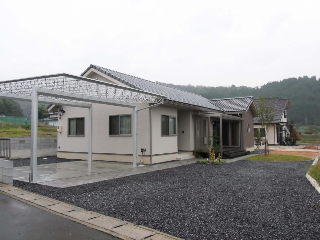 平屋建て和風モダン住宅の新築外構-8