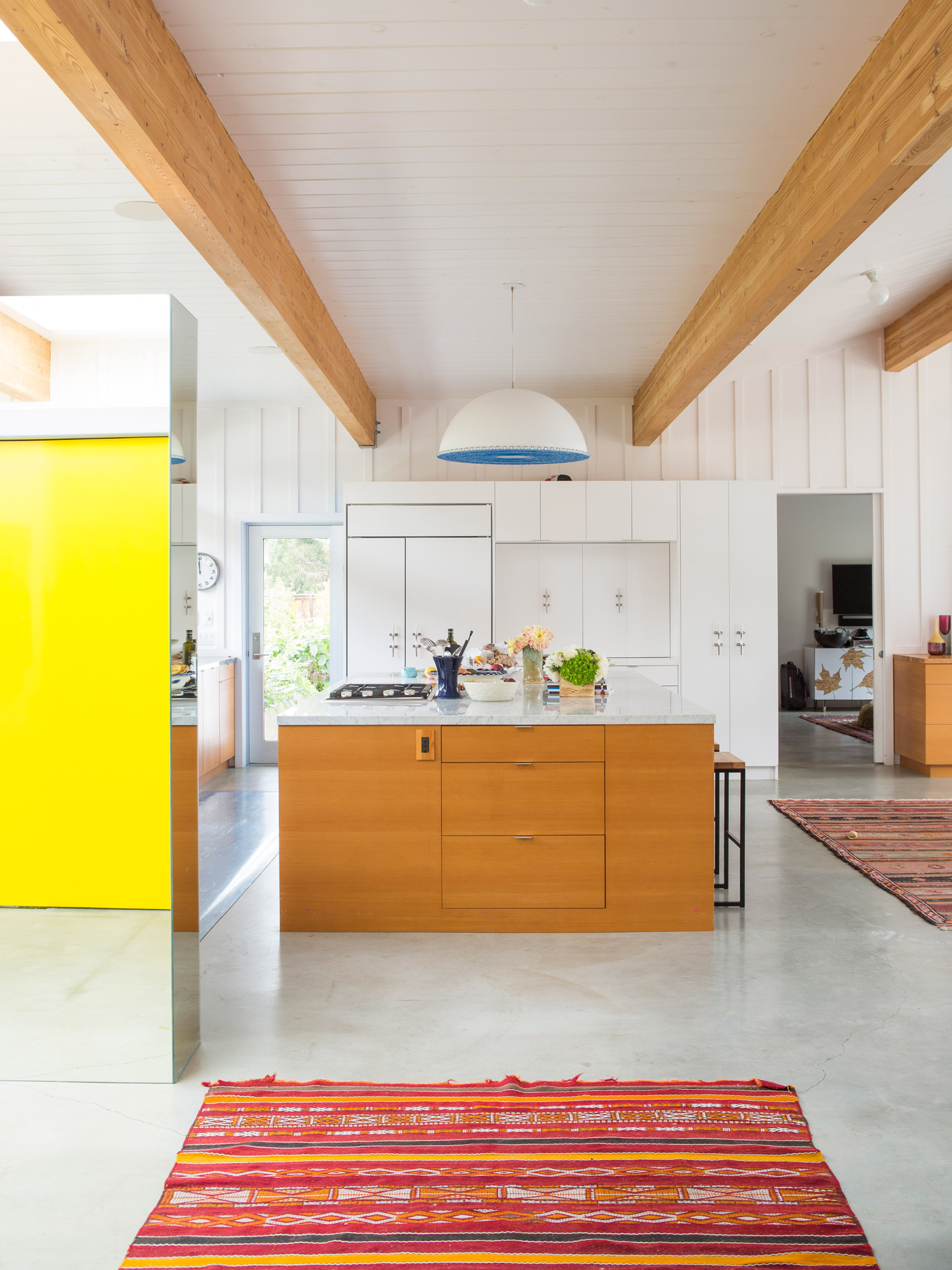 Bestor Architecture creates Malibu beach home for Beastie Boys rapper-12