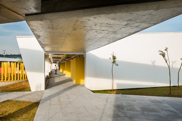 圣·尼古拉斯学校-4