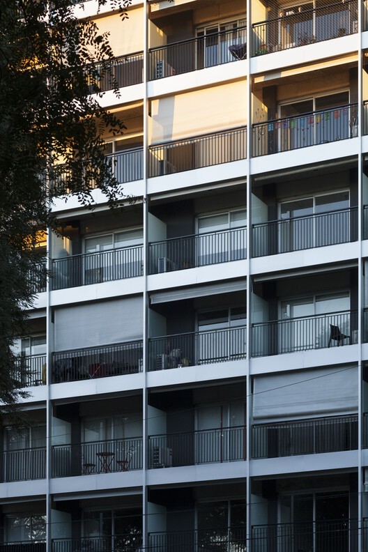 阿根廷 Chacarita 的 Corrientes 6365 建筑-35