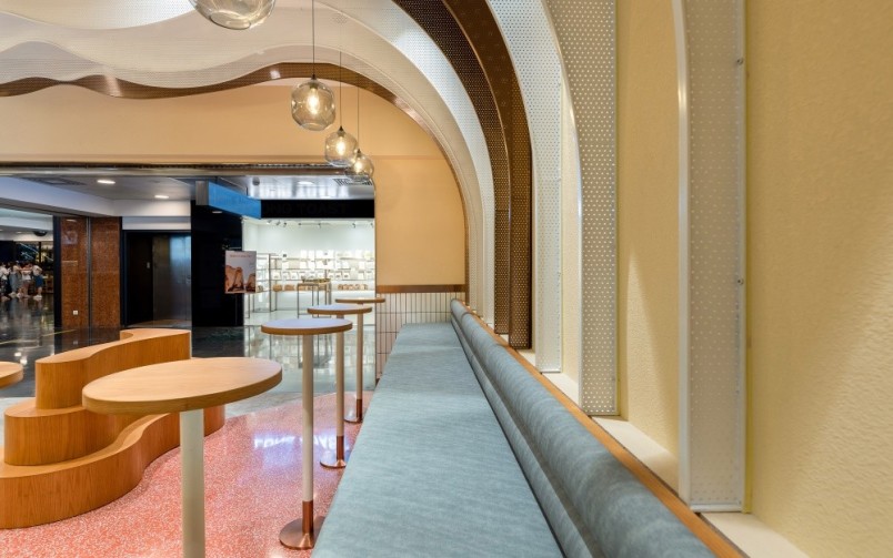 猫图咖啡金茂店  上海研趣品牌设计-2