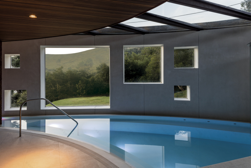 融合自然的山间别墅-11