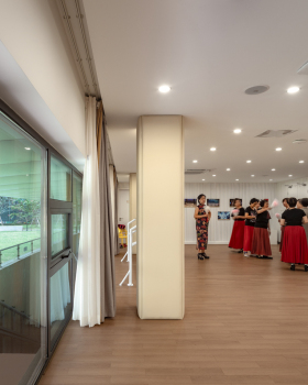 古北社区的两个服务站丨中国上海丨阿科米星建筑设计事务所