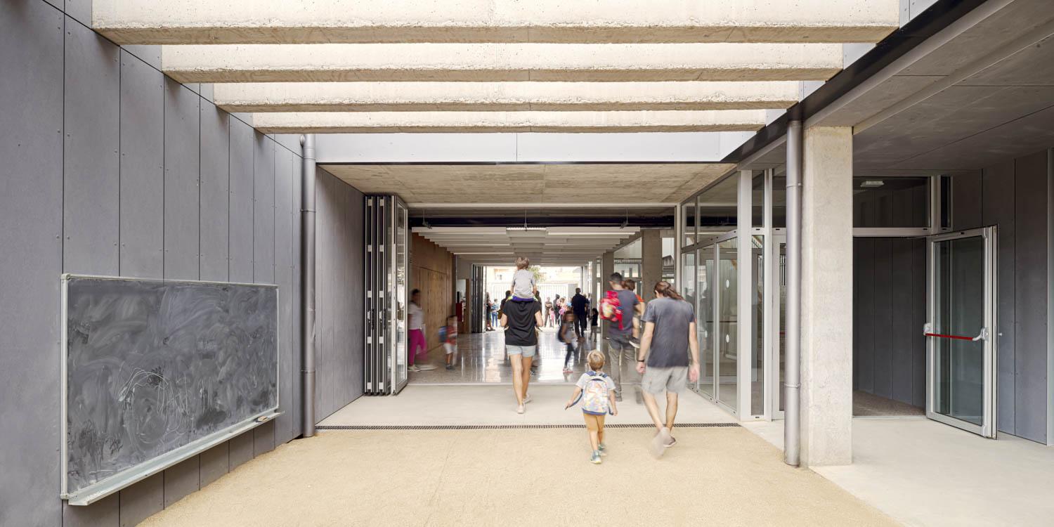 西班牙 Sant Fruitós 教育建筑丨西班牙巴塞罗那丨Adrià Goula-15