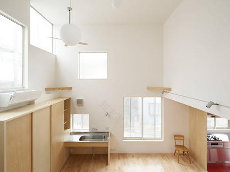 Metal mesh hides a house in Tokyo by Fumihiko Sano-22