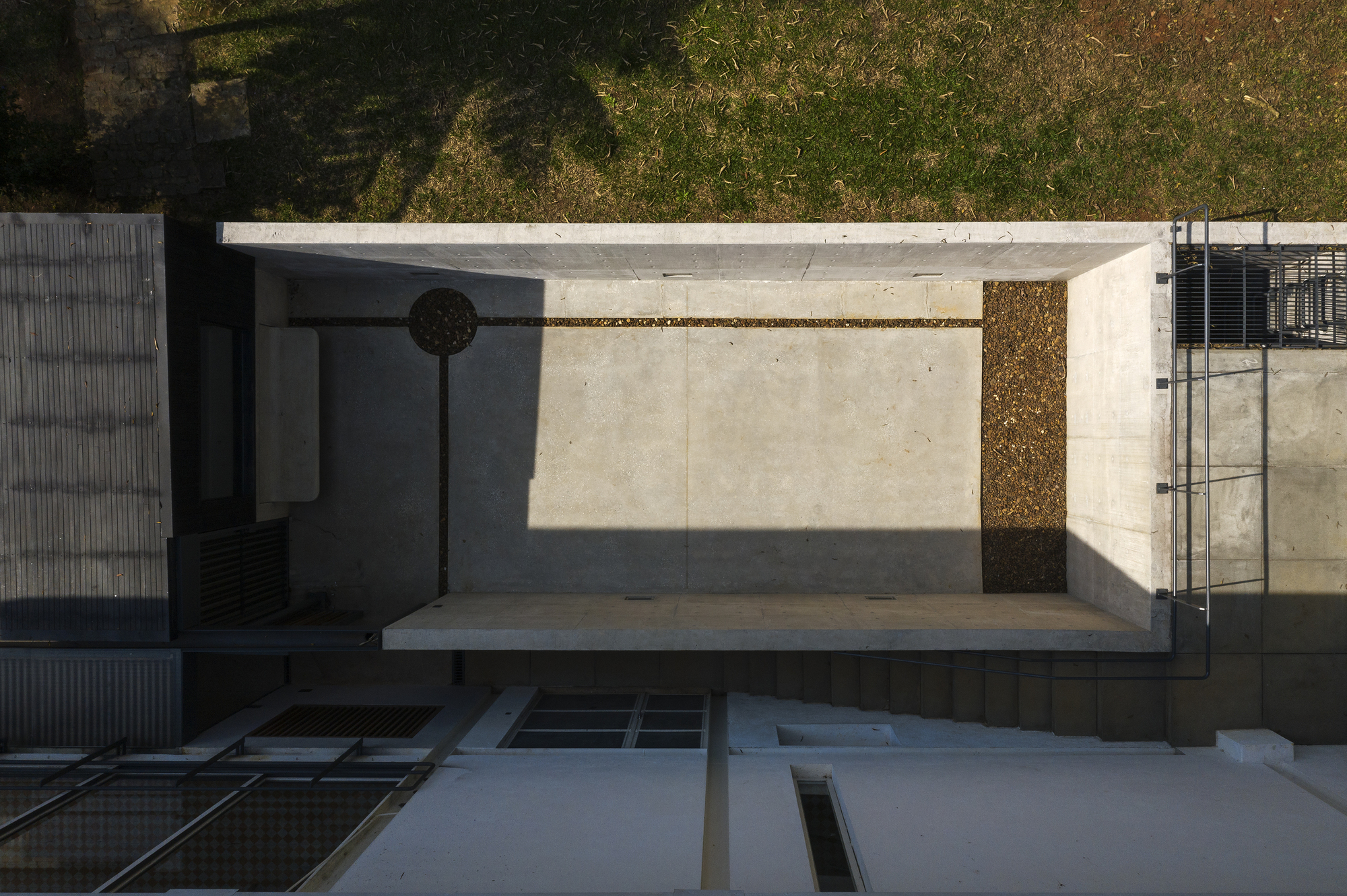 Ibiuna House / Metro Arquitetos Associados-21