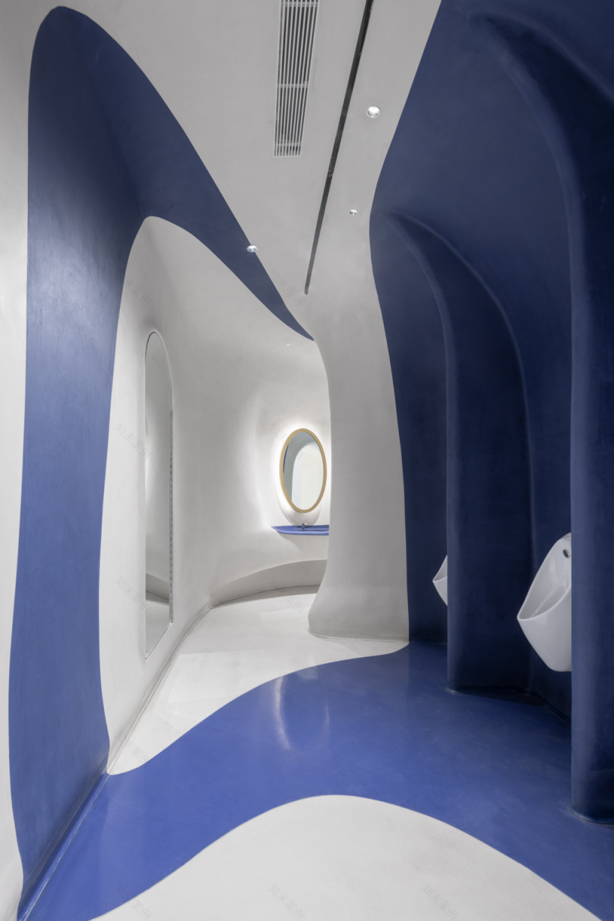 李想新作丨刷爆互联网平台的德基广场公共空间-59