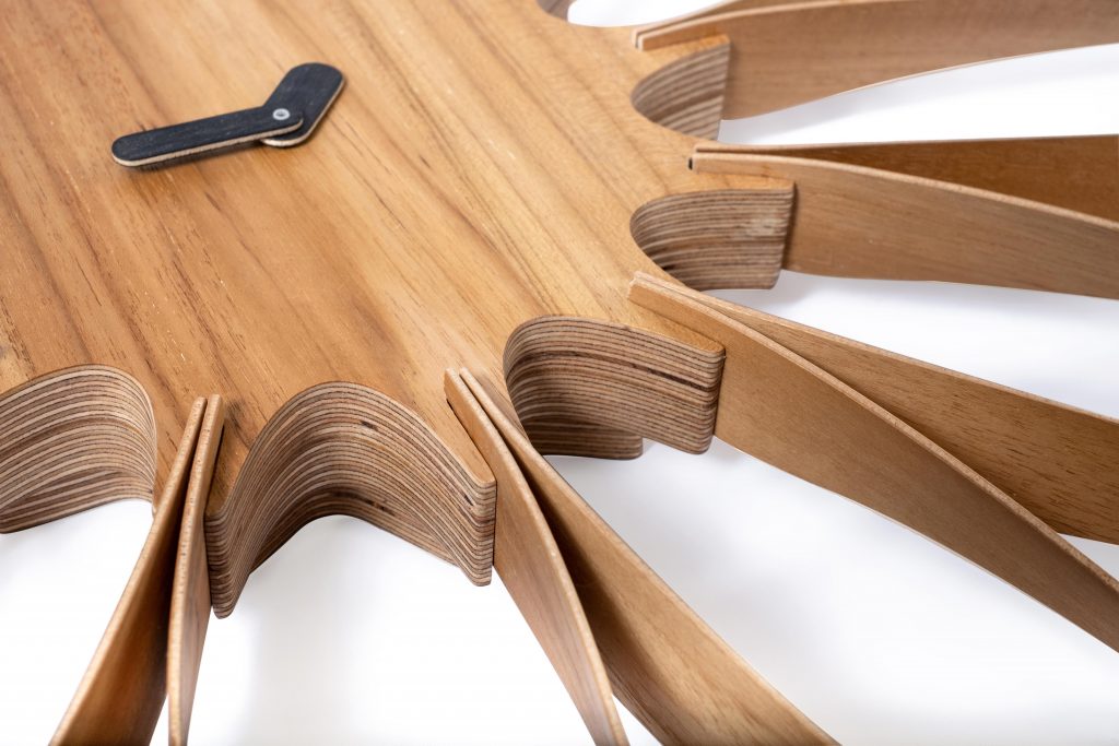 墨西哥设计展上,Gravity Probe B 时钟以相对论为灵感成为焦点-18