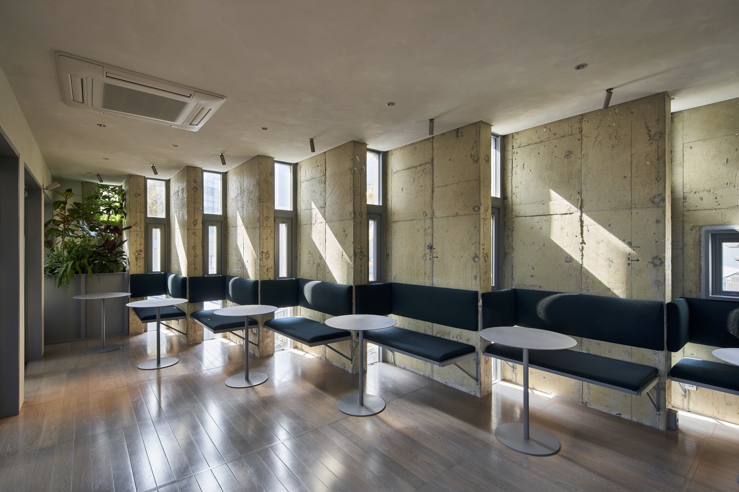 日本 Kuwasawa 设计学校-35