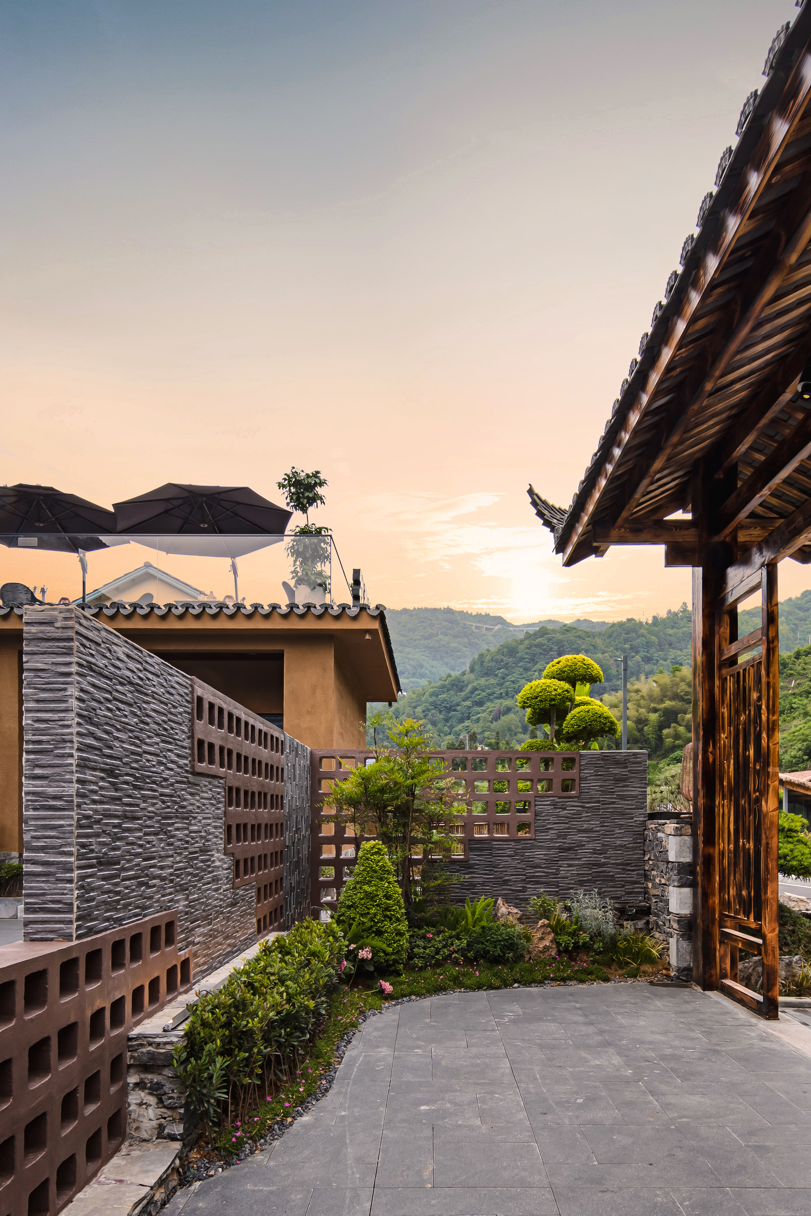 五峰如院庭院餐厅丨中国湖北丨宜昌拾间设计-9